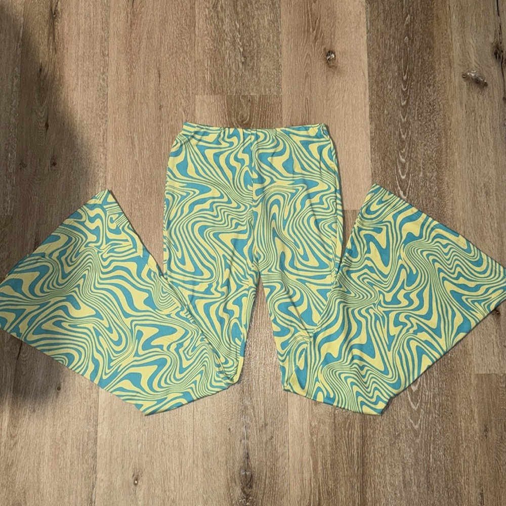 Funky Rave Patterned Flare Pants - Picture 4 of 5